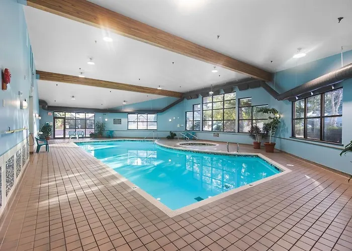 Oceanside Resort 3 Bed 2 Bath With Indoor Pool And Hot Tub